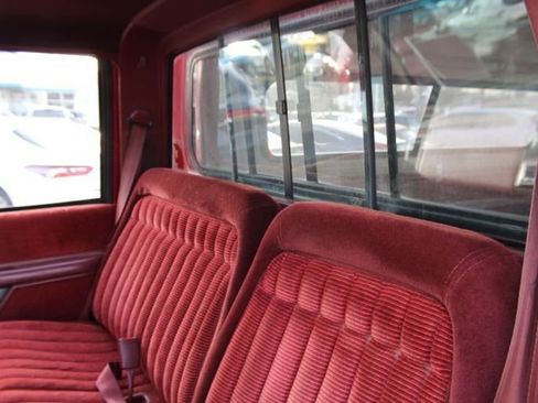 Used 1990 Chevrolet Silverado 1500 2WD Regular Cab image 15