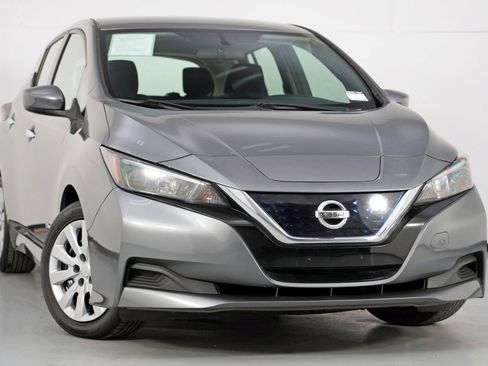 Used 2019 Nissan Leaf S w/ S Charge Package image 2
