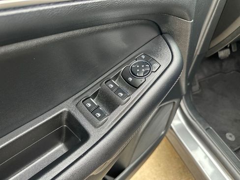 Used 2024 Ford Edge SEL w/ Convenience Package image 11