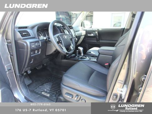 Used 2021 Toyota 4Runner TRD Off-Road Premium w/ Moonroof Package AWD/4WD image 19