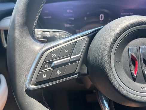 Used 2025 Buick Envision Avenir AWD/4WD image 20