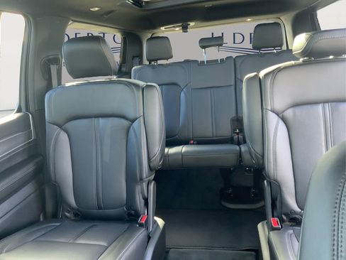 New 2025 Jeep Wagoneer Series II image 13