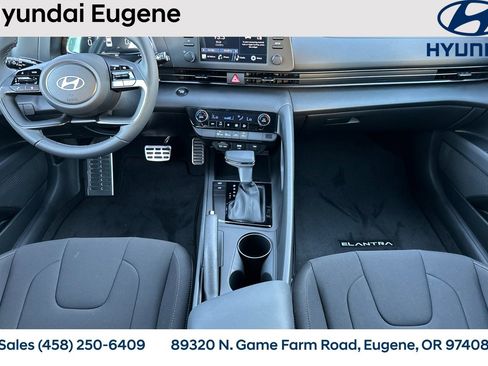 New 2025 Hyundai Elantra Sport image 15