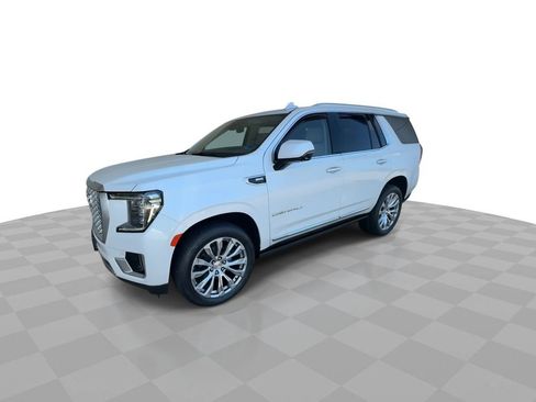 Certified 2023 GMC Yukon Denali AWD/4WD image 4