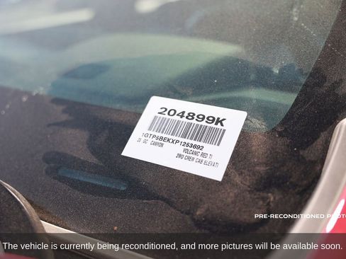 Used 2023 GMC Canyon Elevation image 19