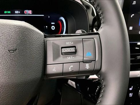 New 2026 Nissan Pathfinder Platinum AWD/4WD image 24