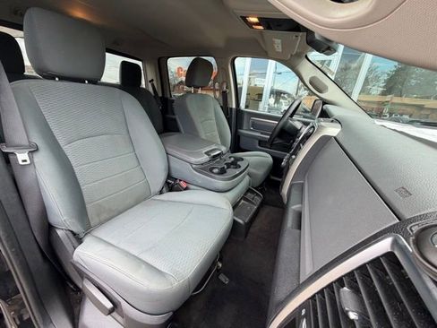 Used 2016 RAM 1500 Classic SLT image 12