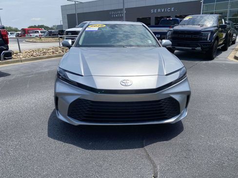 Used 2026 Toyota Camry LE w/ Convenience Package FWD image 2