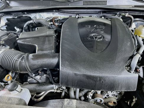 Used 2023 Toyota Tacoma TRD Sport AWD/4WD image 27