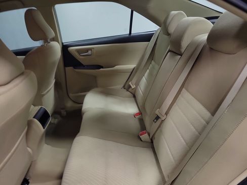Used 2017 Toyota Camry LE FWD image 27