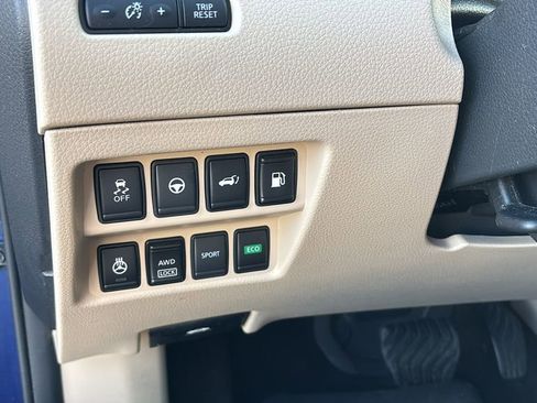 Used 2018 Nissan Rogue SL w/ Premium Package image 15