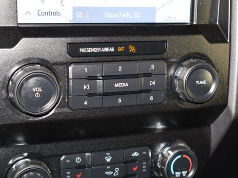 Used 2020 Ford F150 XLT w/ Equipment Group 302A Luxury image 33