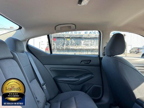 Used 2024 Nissan Altima 2.5 S image 14