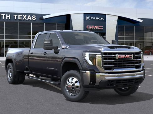 New 2026 GMC Sierra 3500 SLE image 7