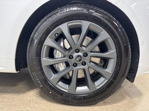 New 2025 Land Rover Range Rover Sport Dynamic SE image 11