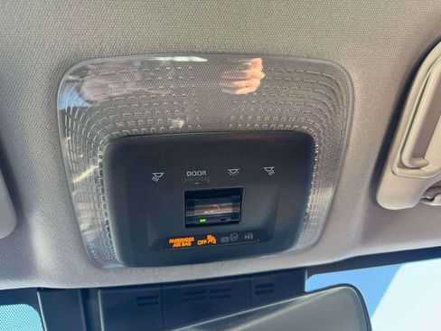 Used 2023 Toyota Prius Prime image 30