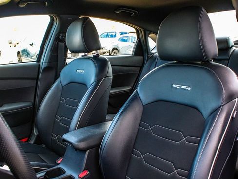 Used 2023 Kia Forte GT-Line w/ GT-Line Technology Package image 32