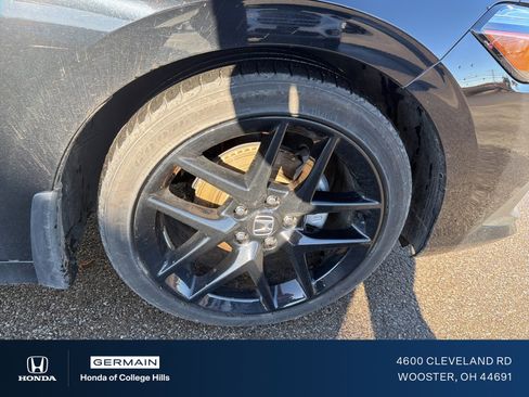 Used 2023 Honda Civic Sport image 4