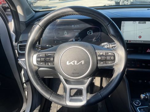 Used 2023 Kia Sportage EX image 26