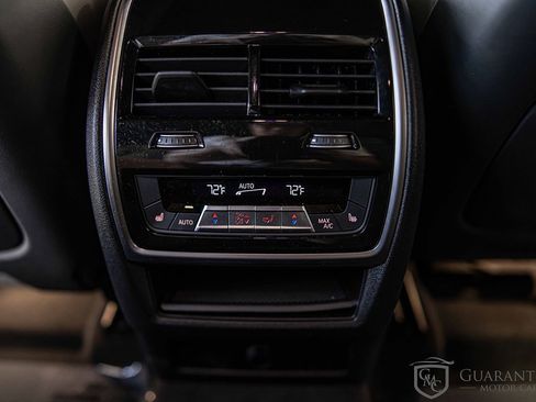 Used 2025 BMW X6 M Competition w/ Executive Package image 40