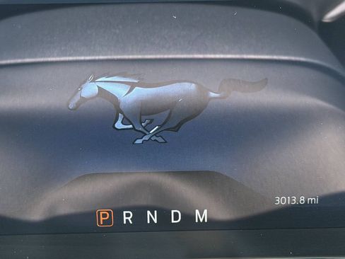 Used 2025 Ford Mustang GT RWD image 18