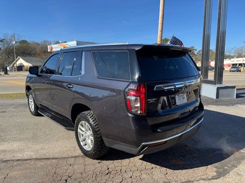 Used 2024 Chevrolet Tahoe LT RWD image 7