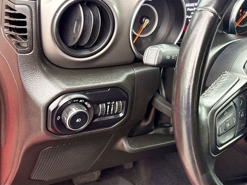 Used 2022 Jeep Wrangler Sport AWD/4WD image 11