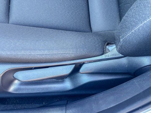 Used 2023 Toyota Corolla LE image 23