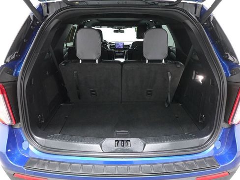 Used 2023 Ford Explorer ST-Line image 29