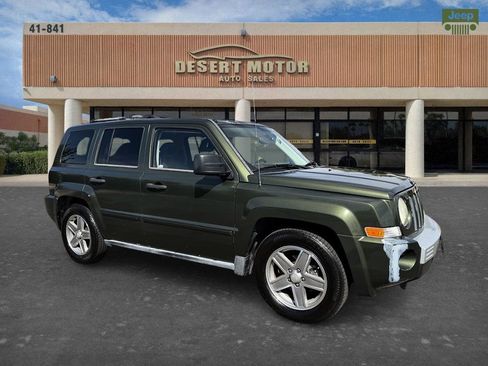 Used 2007 Jeep Patriot Limited w/ Driver Convenience Group FWD image 3