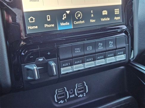 Certified 2024 RAM 3500 Big Horn w/ Towing Technology Group image 35