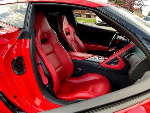 Used 2018 Chevrolet Corvette Z06 image 10