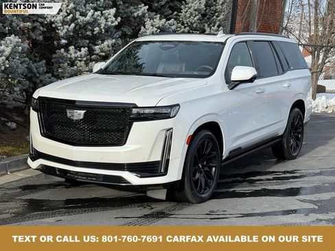 Used 2024 Cadillac Escalade Sport Platinum image 3