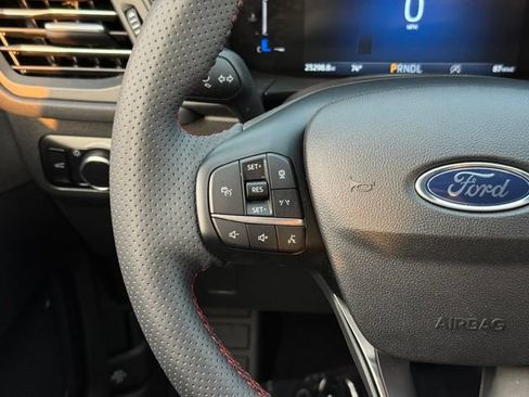Used 2023 Ford Escape ST-Line w/ Tech Pack #1 AWD/4WD image 23