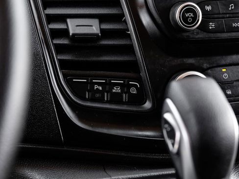 Used 2023 Ford Transit 250 Medium Roof AWD image 21