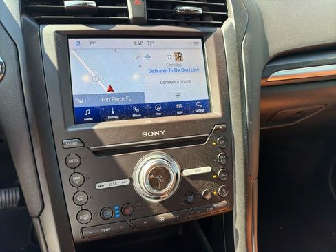 Used 2020 Ford Fusion Energi Titanium image 12