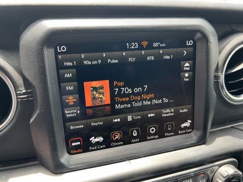 Used 2021 Jeep Wrangler Unlimited Sahara w/ Cold Weather Group AWD/4WD image 29