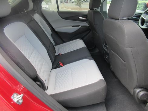 Used 2020 Chevrolet Equinox LT w/ LPO, Floor Liner Package FWD image 30