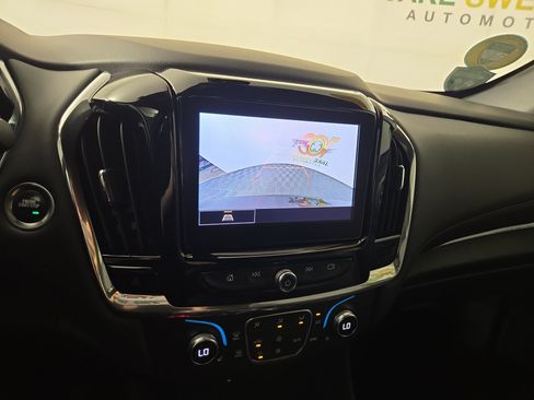 Certified 2023 Chevrolet Traverse LT FWD image 22