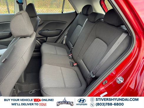 New 2026 Hyundai Venue SE image 18