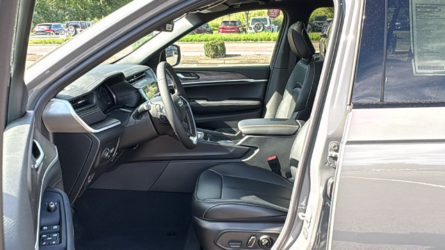 New 2027 Jeep Grand Cherokee Limited AWD/4WD image 9