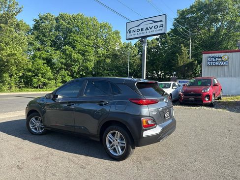 Used 2021 Hyundai Kona SE AWD/4WD image 5