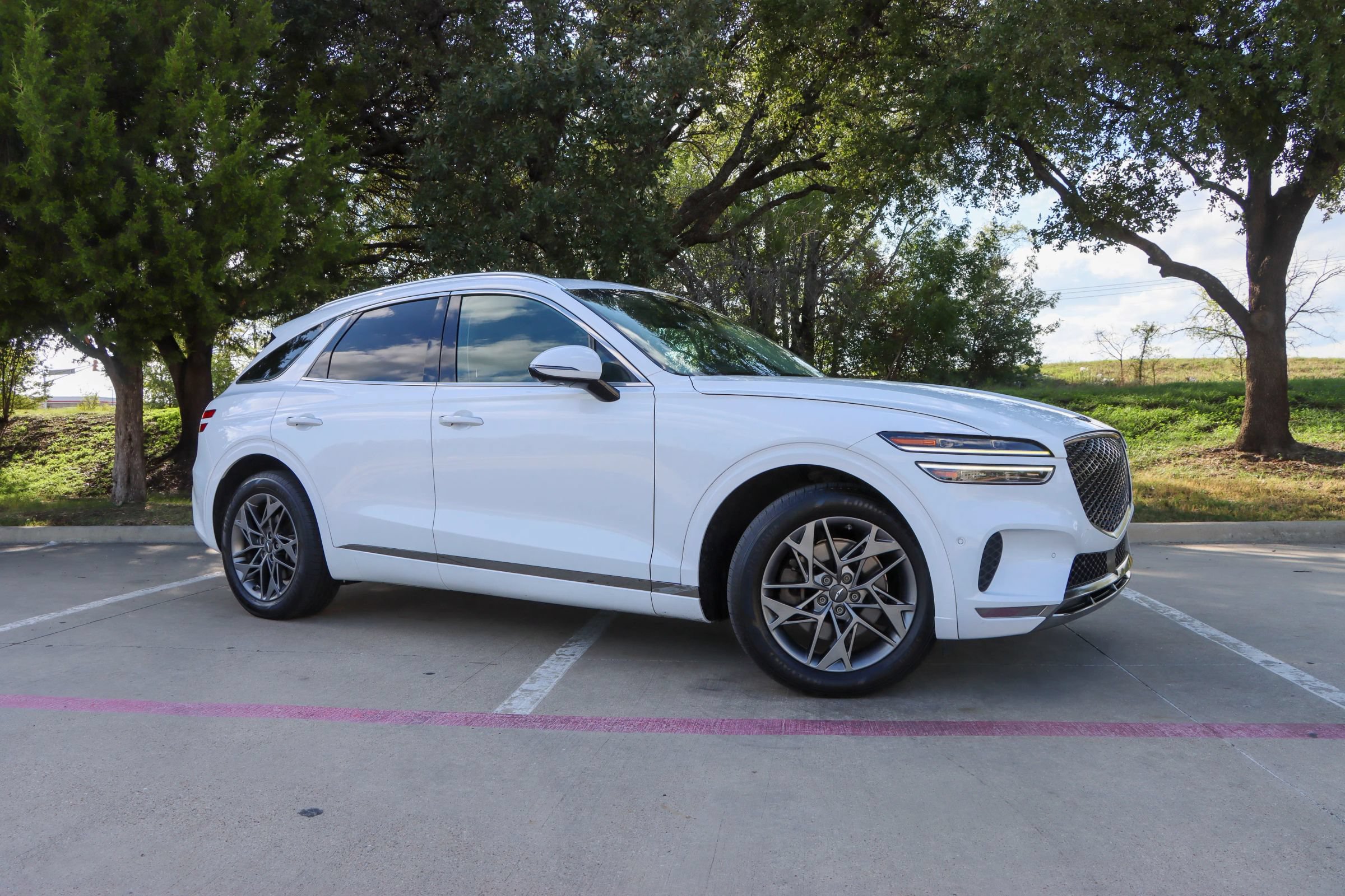 Used 2022 Genesis GV70 2.5T w/ Advanced Package AWD/4WD image 1