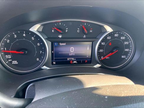 Used 2020 GMC Terrain SLE FWD image 19
