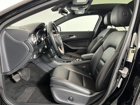 Used 2016 Mercedes-Benz GLA 250 4MATIC image 11