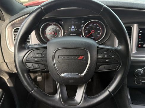 Used 2022 Dodge Charger SXT image 12