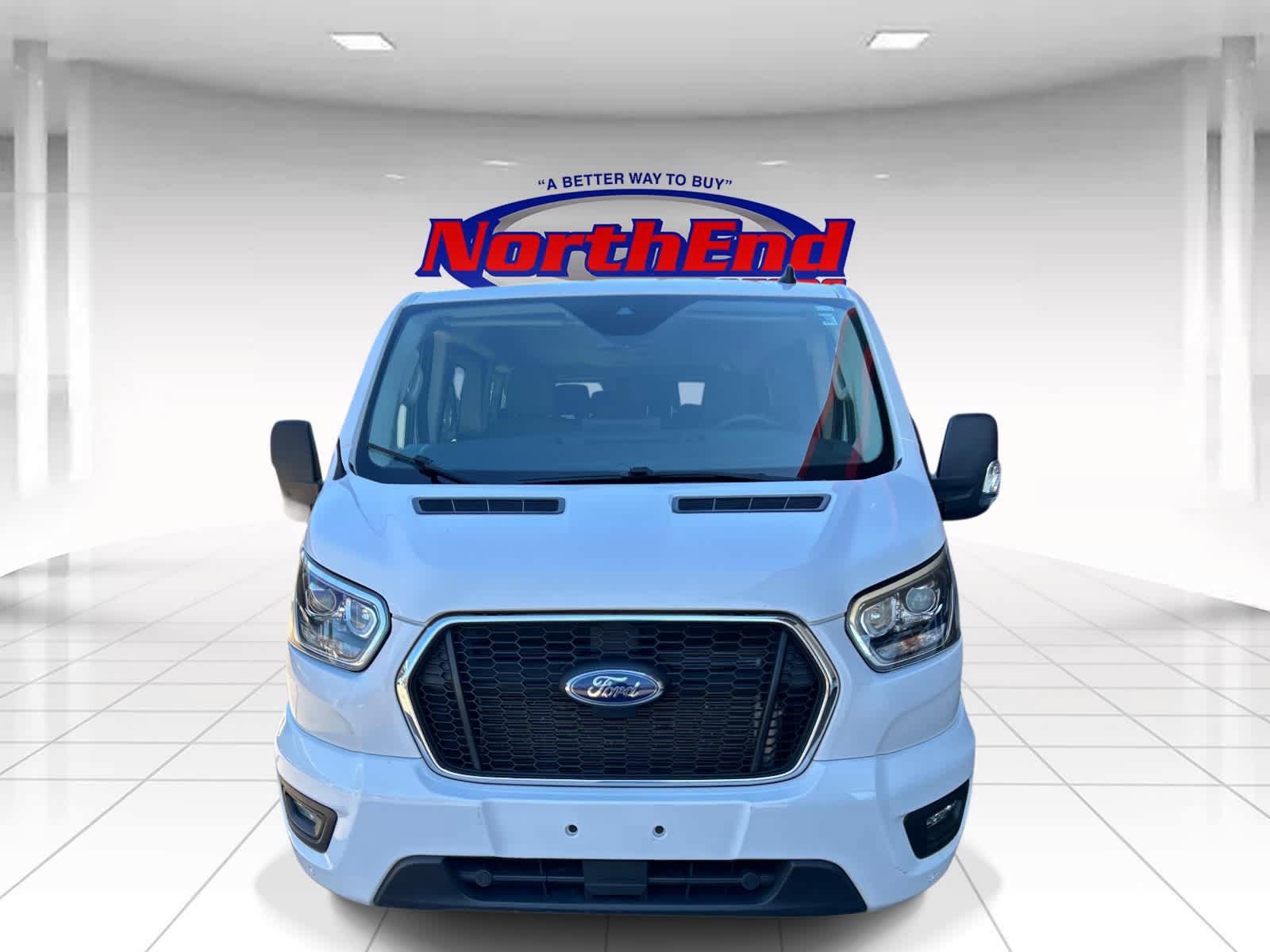 Used 2023 Ford Transit 350 XLT RWD image 8