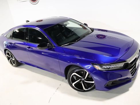 Used 2022 Honda Accord Sport image 6