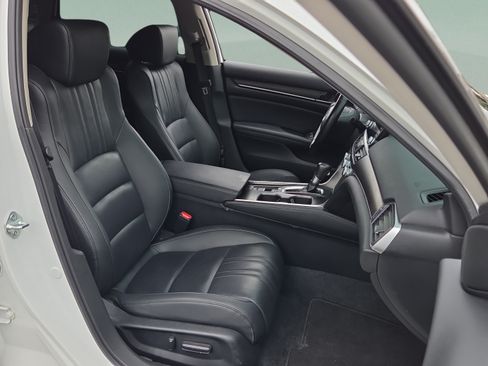 Used 2022 Honda Accord EX-L image 15