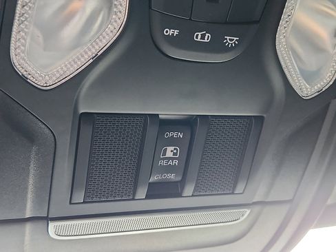 Certified 2022 RAM 1500 Big Horn image 26